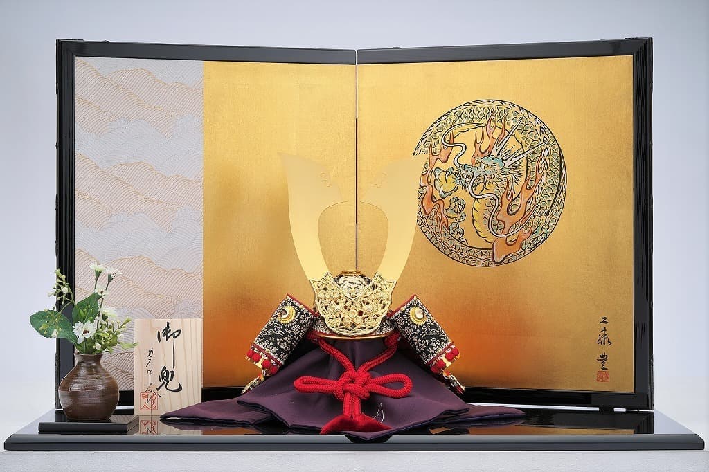 五月人形 兜（かぶと） 人形の金魚屋