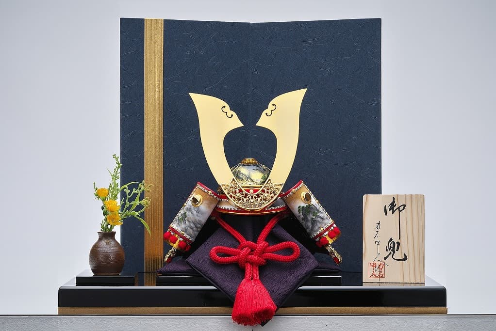 五月人形 兜（かぶと） 人形の金魚屋
