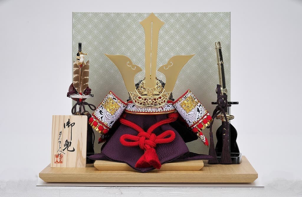 五月人形 兜（かぶと） 人形の金魚屋